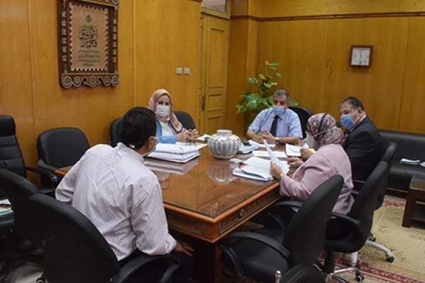 BU Leaders Selection Committee receives the Applicants for the Supervision Positions